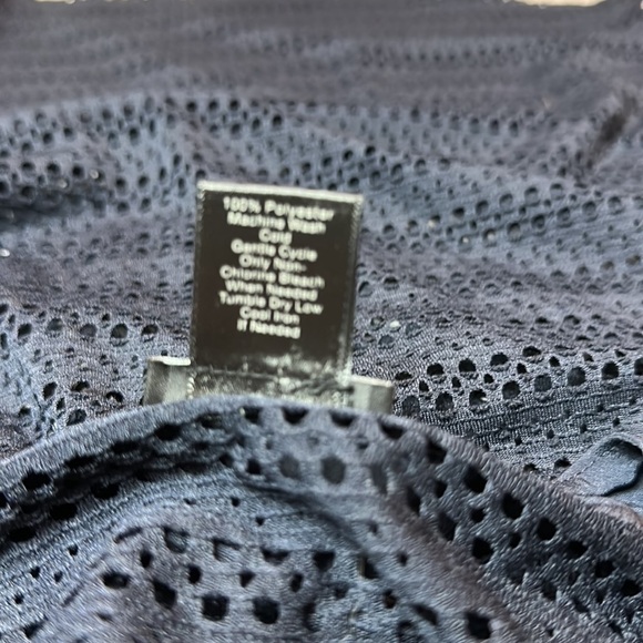 Ann Taylor dark navy top - Picture 7 of 7